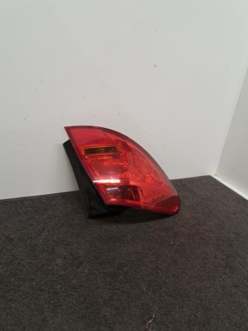 Image Feu arriere principal gauche (feux) - OPEL MERIVA B