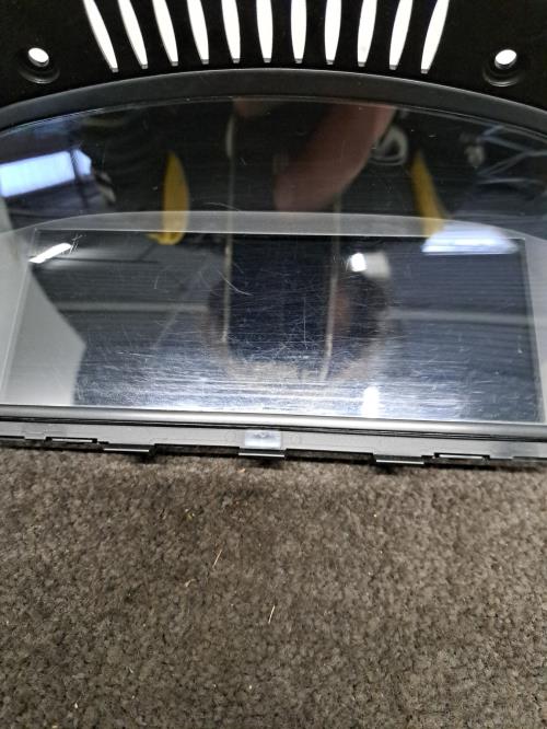 Image Ecran GPS - BMW SERIE 3 E90
