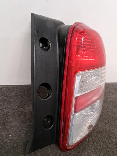 Image Feu arriere principal droit (feux) - NISSAN MICRA 4