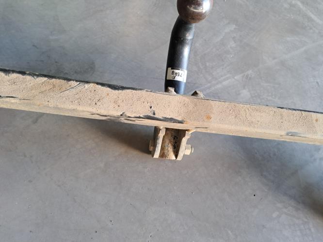 Image Attelage (boule de remorquage) - NISSAN NV200