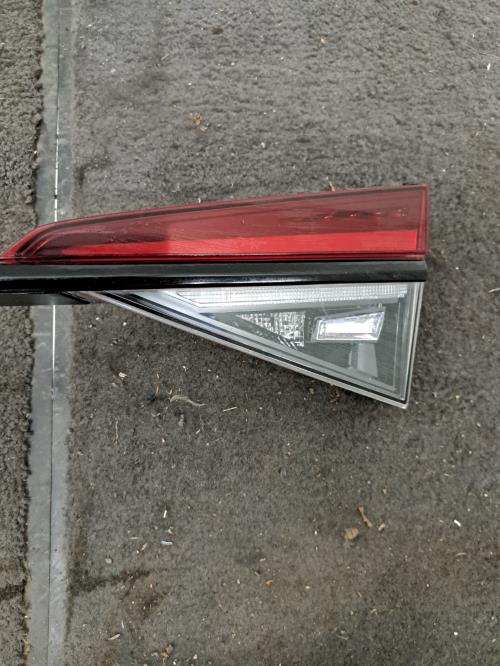 Image Bandeau de feu malle/hayon - SKODA SUPERB 3