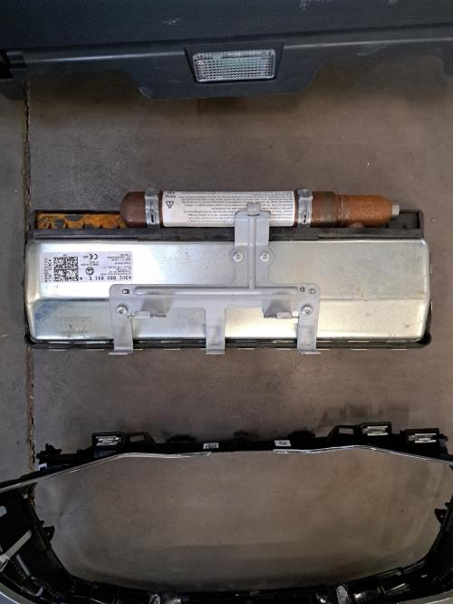 Image Planche de bord complete - SKODA SUPERB 3