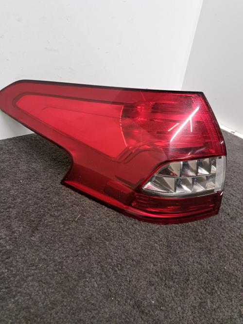 Image Feu arriere principal gauche (feux) - CITROEN C5 2