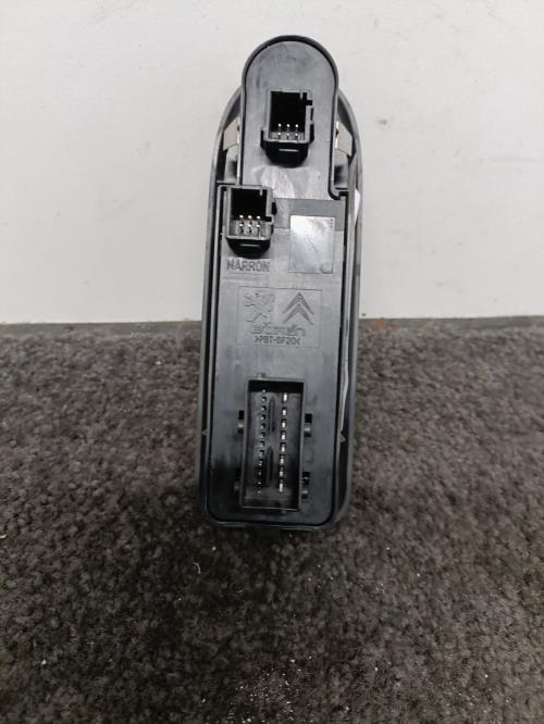 Image Interrupteur de leve vitre avant gauche - CITROEN C5 2