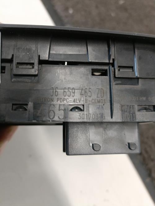 Image Interrupteur de leve vitre avant gauche - CITROEN C5 2