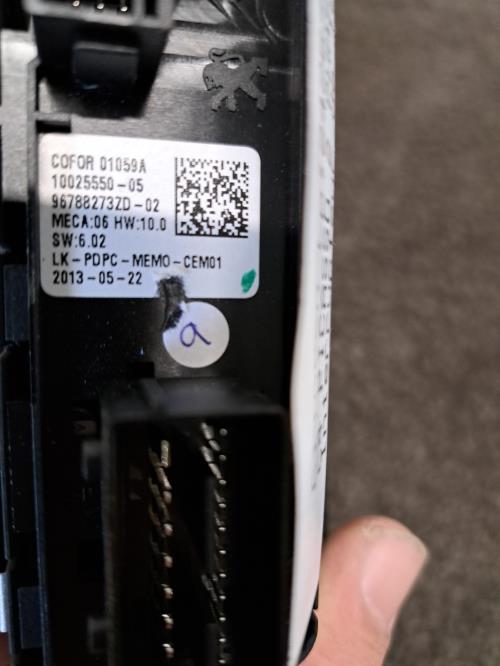 Image Interrupteur de leve vitre avant gauche - CITROEN C4 PICASSO 2