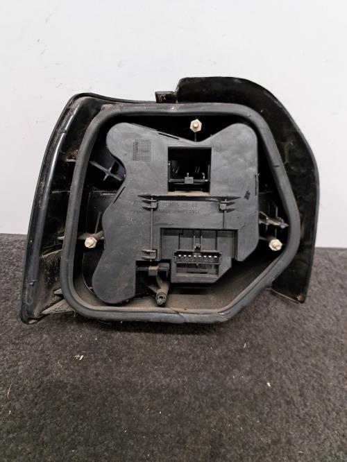 Image Feu arriere principal droit (feux) - RENAULT R19