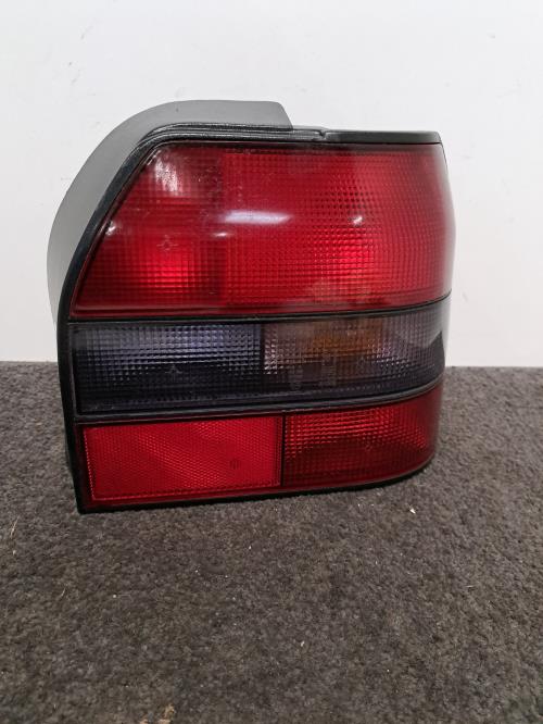 Image Feu arriere principal droit (feux) - RENAULT R19
