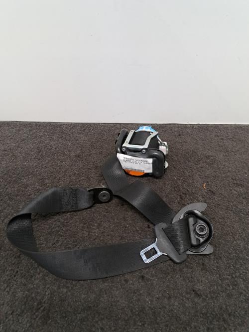 Image Ceinture avant droit - MERCEDES CLASSE CLA 117 SHOOTING