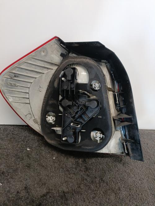 Image Feu arriere principal droit (feux) - BMW SERIE 1 E87