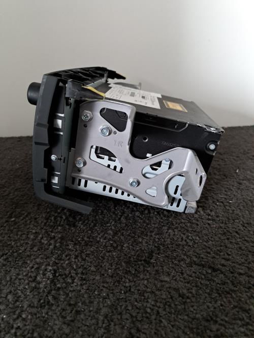 Image Autoradio d'origine - TOYOTA RAV4 3