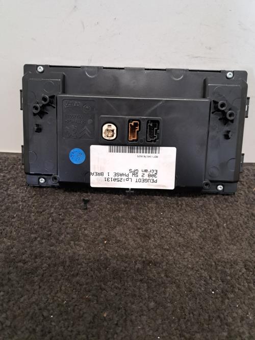 Image Ecran GPS - PEUGEOT 308 2 SW