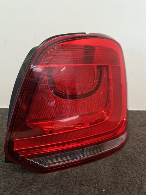 Image Feu arriere principal droit (feux) - VOLKSWAGEN POLO 5