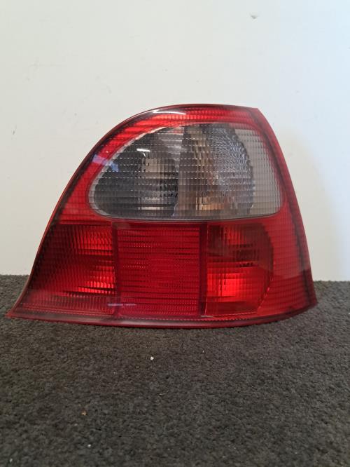 Image Feu arriere principal droit (feux) - ROVER 200 2