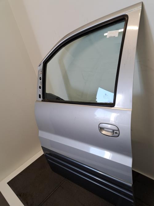 Image Porte avant gauche - HYUNDAI SATELLITE 1