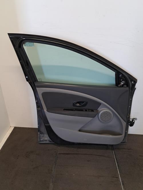Image Porte avant gauche - RENAULT MEGANE 3