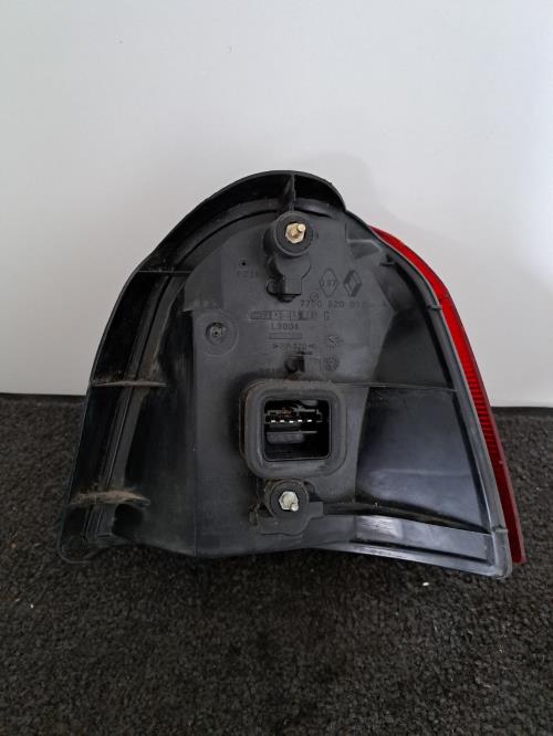 Image Feu arriere principal gauche (feux) - RENAULT TWINGO 1