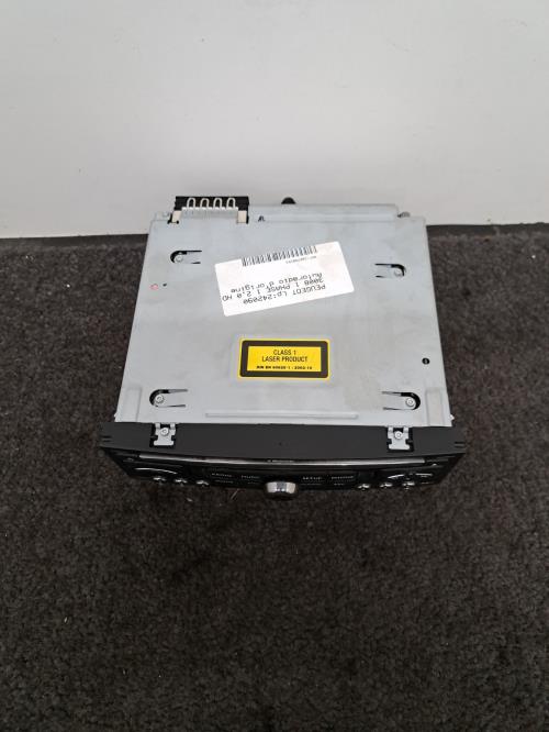 Image Autoradio d'origine - PEUGEOT 3008 1