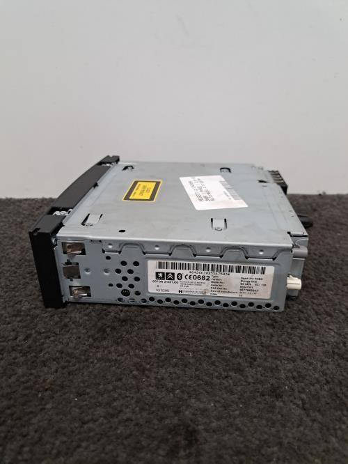 Image Autoradio d'origine - PEUGEOT 3008 1