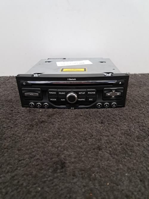 Image Autoradio d'origine - PEUGEOT 3008 1