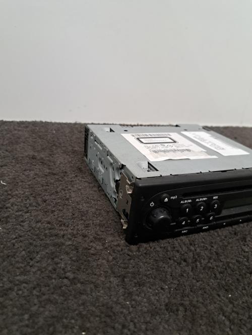 Image Autoradio d'origine - DACIA DUSTER 2