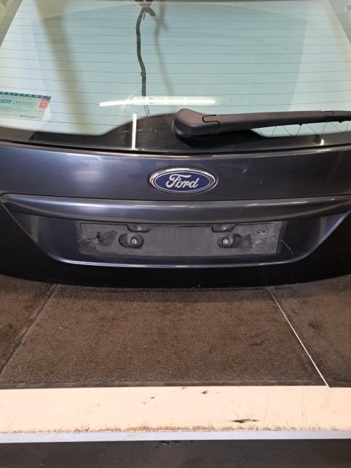 Image Malle/Hayon arriere - FORD FOCUS 2