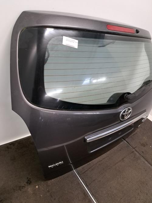 Image Malle/Hayon arriere - TOYOTA COROLLA VERSO 2