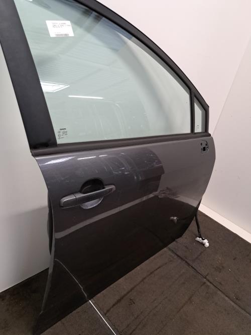Image Porte avant droit - TOYOTA COROLLA VERSO 2
