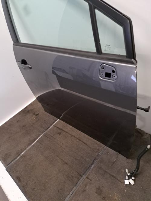 Image Porte avant droit - TOYOTA COROLLA VERSO 2