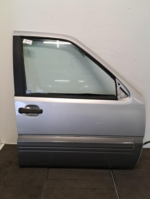 Image Porte avant droit - NISSAN TERRANO 2
