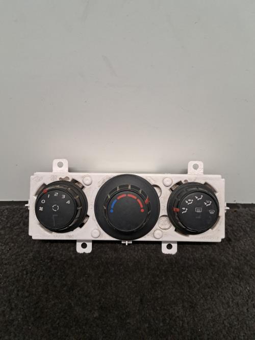 Image Commande chauffage - RENAULT MASTER 3