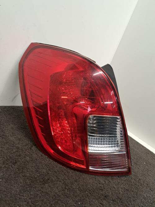 Image Feu arriere principal gauche (feux) - OPEL ANTARA