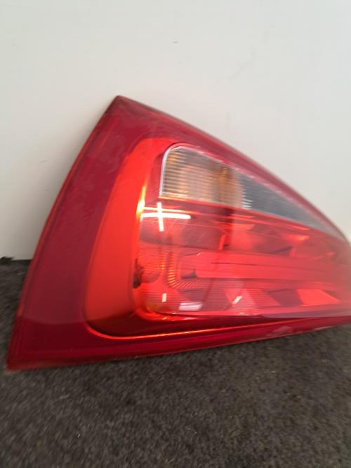 Image Feu arriere principal droit (feux) - AUDI A1 1