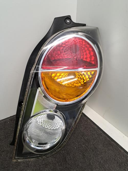 Image Feu arriere principal droit (feux) - CHEVROLET SPARK
