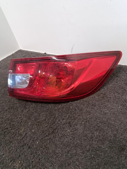 Image Feu arriere principal droit (feux) - RENAULT CLIO 4