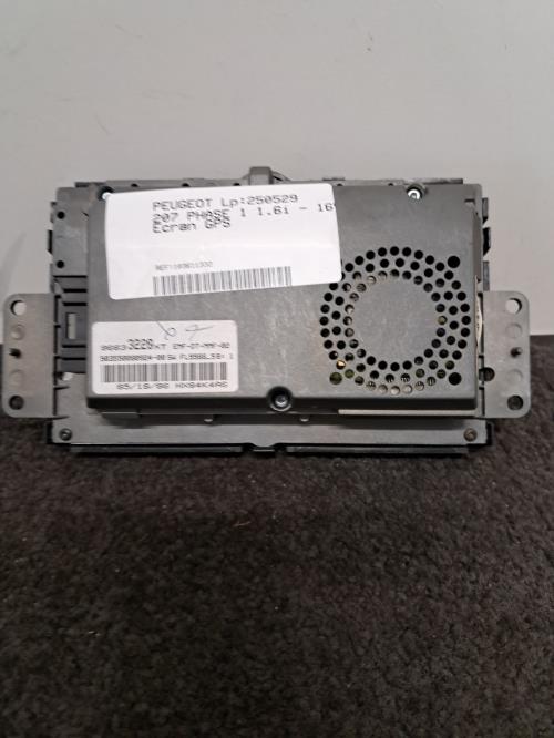 Image Ecran GPS - PEUGEOT 207