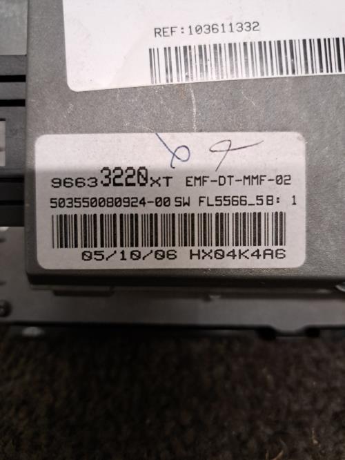 Image Ecran GPS - PEUGEOT 207