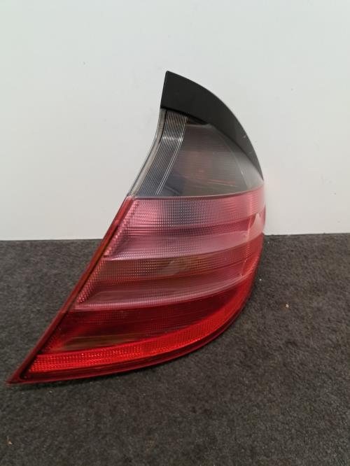 Image Feu arriere principal droit (feux) - MERCEDES CLASSE C 203 COUPE SPORT