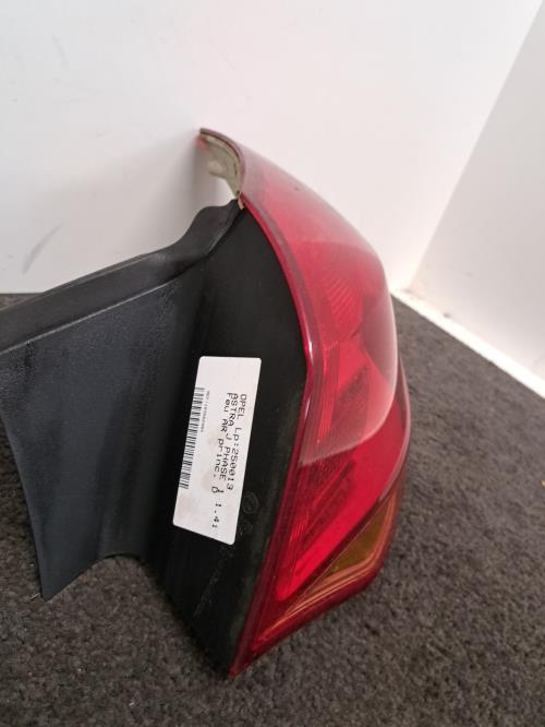 Image Feu arriere principal droit (feux) - OPEL ASTRA J