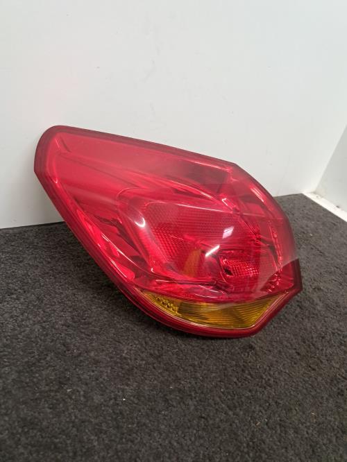 Image Feu arriere principal gauche (feux) - OPEL ASTRA J