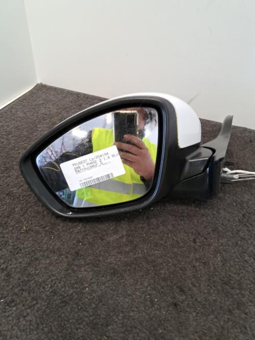 Image Retroviseur gauche - PEUGEOT 208 1