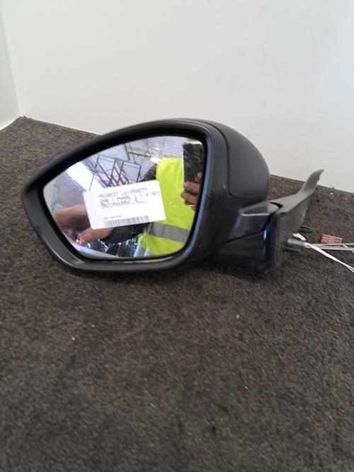 Image Retroviseur gauche - PEUGEOT 208 1