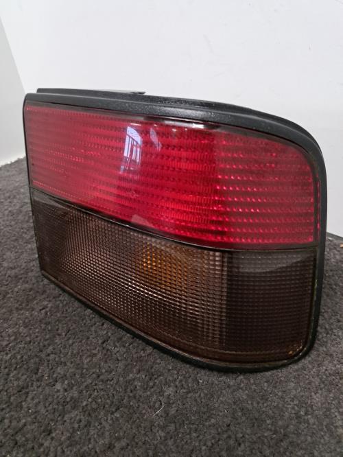 Image Feu arriere principal droit (feux) - RENAULT R21