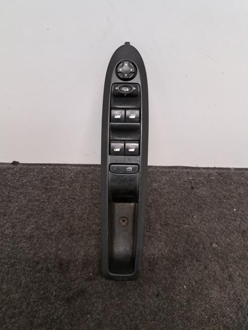 Image Interrupteur de leve vitre avant gauche - CITROEN C4 2