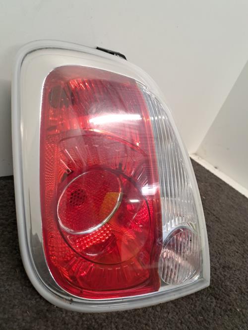 Image Feu arriere principal gauche (feux) - FIAT 500 2