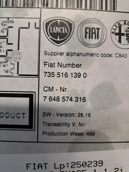 Image Autoradio d'origine - FIAT 500 2