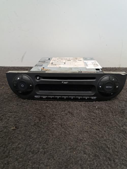 Image Autoradio d'origine - FIAT 500 2