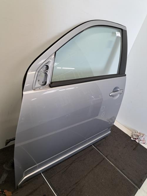 Image Porte avant gauche - MITSUBISHI OUTLANDER 2