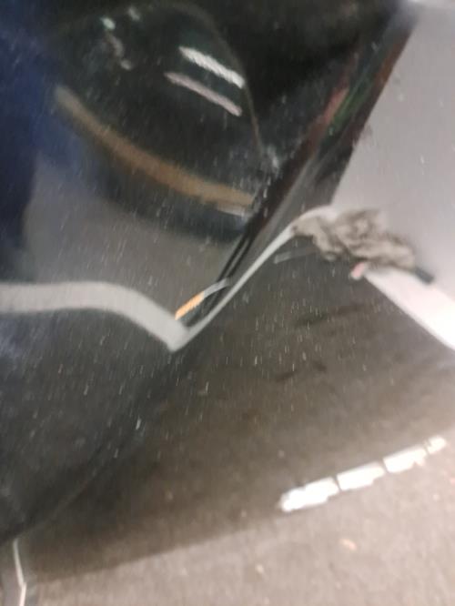 Image Malle/Hayon arriere - KIA CARENS 3