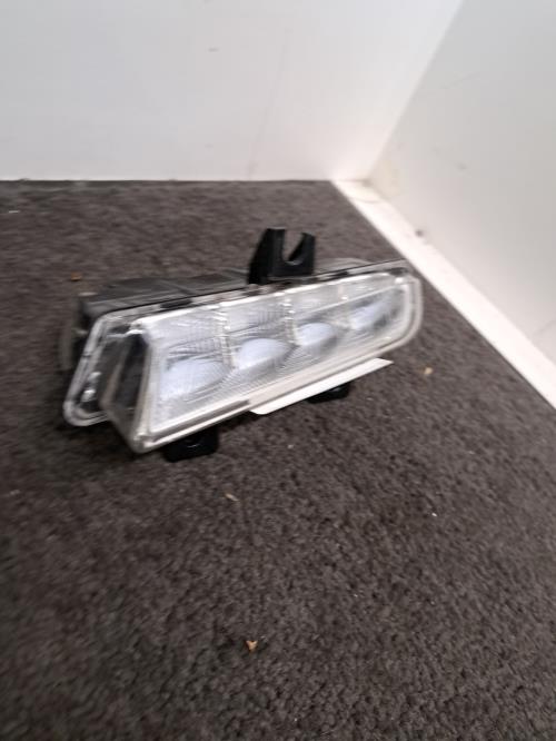 Image Feu diurne avant gauche - RENAULT CLIO 4